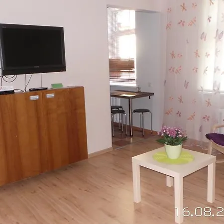 Sandan Apartament In City