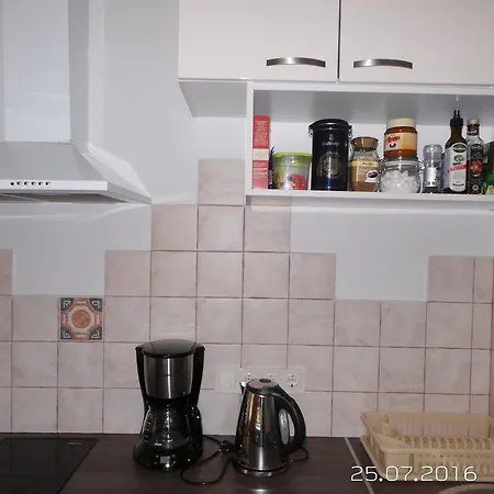 Sandan Apartament In City